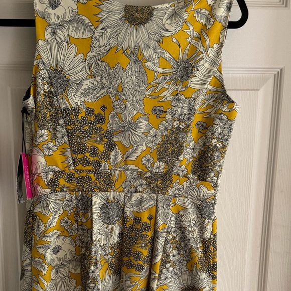 Liberty of London for Target Yellow Shift Dress, Flowers, 4, NWT - Picture 7 of 7